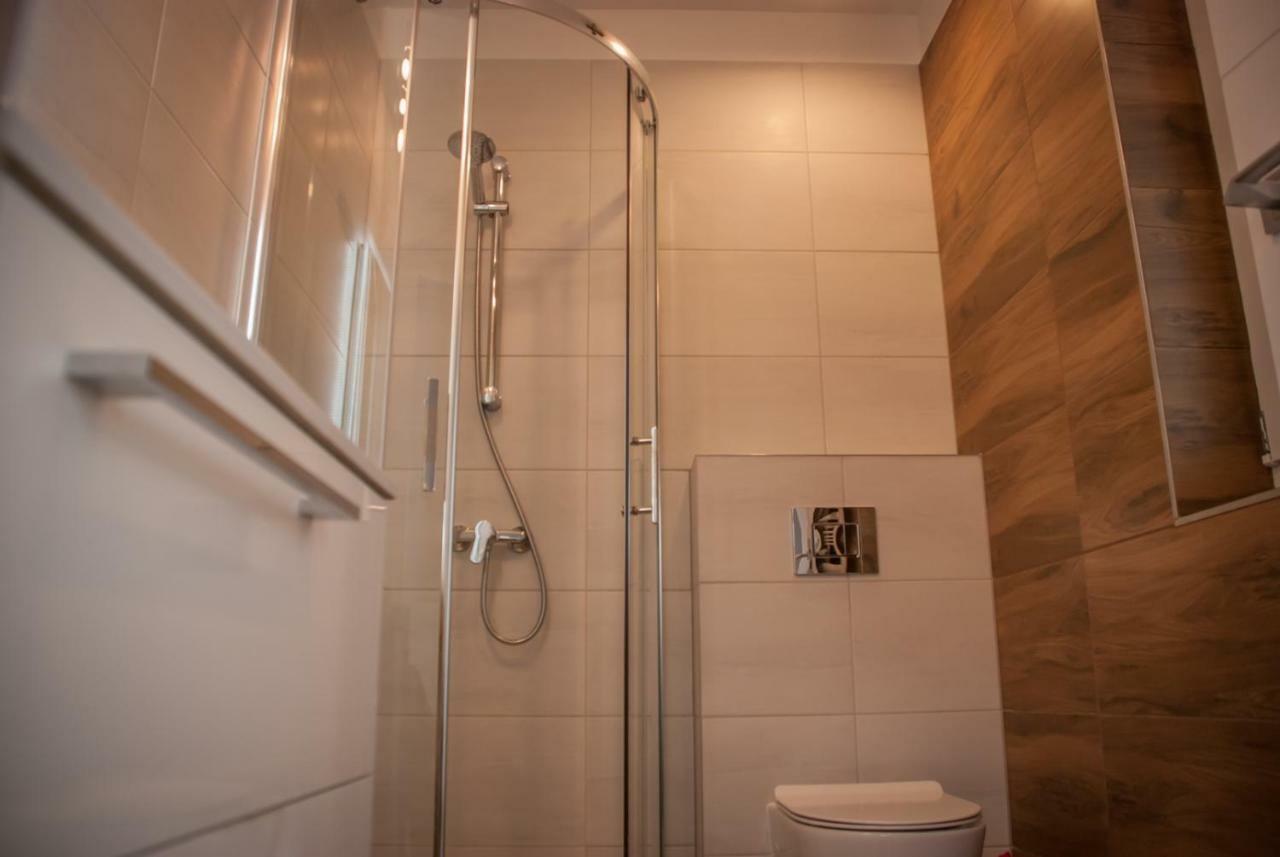 Noclegi "Boczna 5A" Apartamenty Goscinne Szczawno-Zdroj Exterior foto