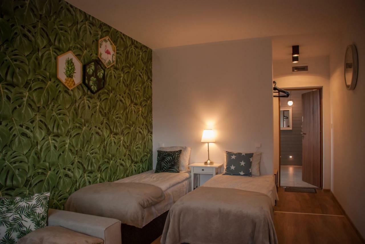 Noclegi "Boczna 5A" Apartamenty Goscinne Szczawno-Zdroj Exterior foto