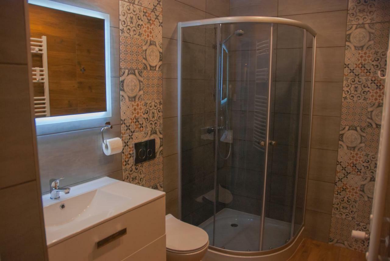Noclegi "Boczna 5A" Apartamenty Goscinne Szczawno-Zdroj Exterior foto