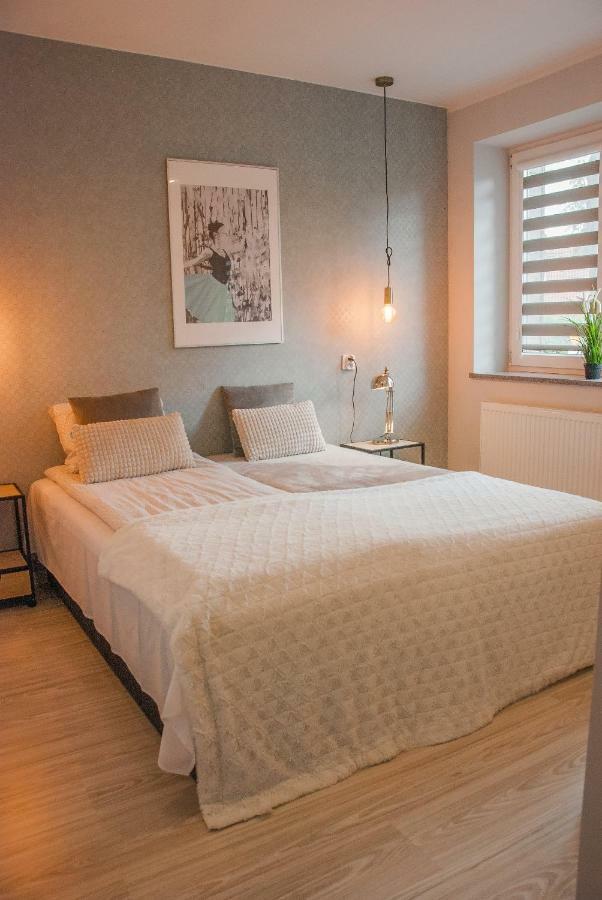 Noclegi "Boczna 5A" Apartamenty Goscinne Szczawno-Zdroj Exterior foto