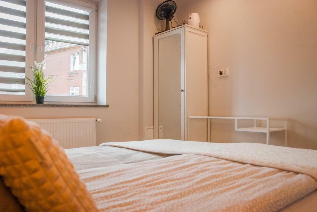 Noclegi "Boczna 5A" Apartamenty Goscinne Szczawno-Zdroj Exterior foto